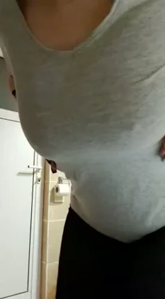 F(30) Milf waiting for your opinion ?