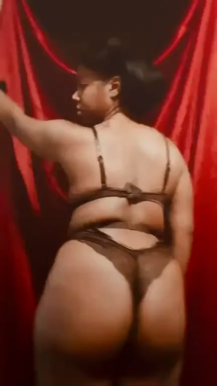 Vintage Ebony 🍑 Ass Vibes Tease 🔥