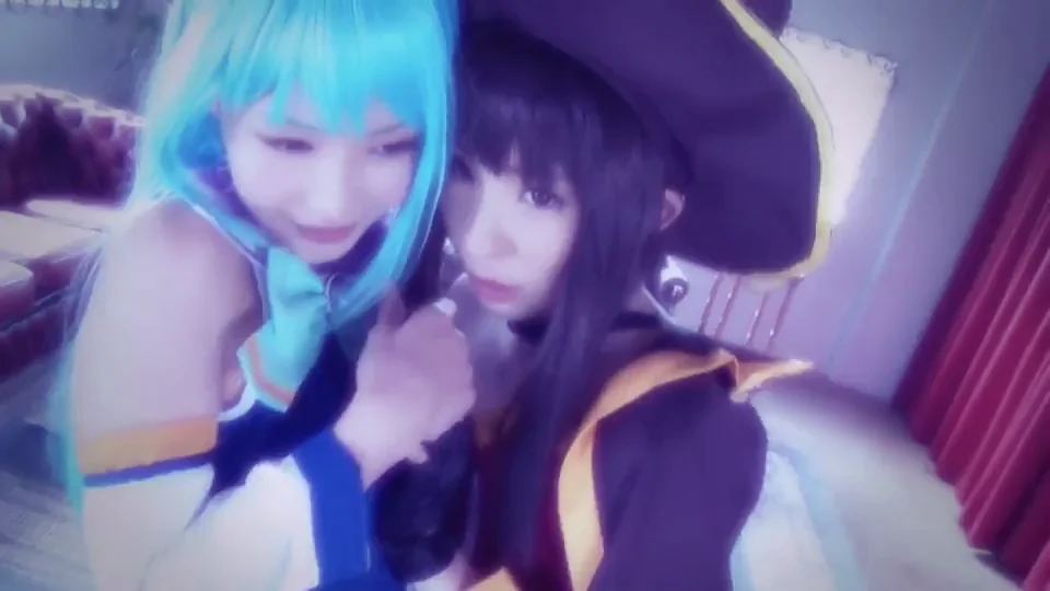 🔥 Aqua & Megumin Cosplay Lesbo Kiss Fest 💋🍑