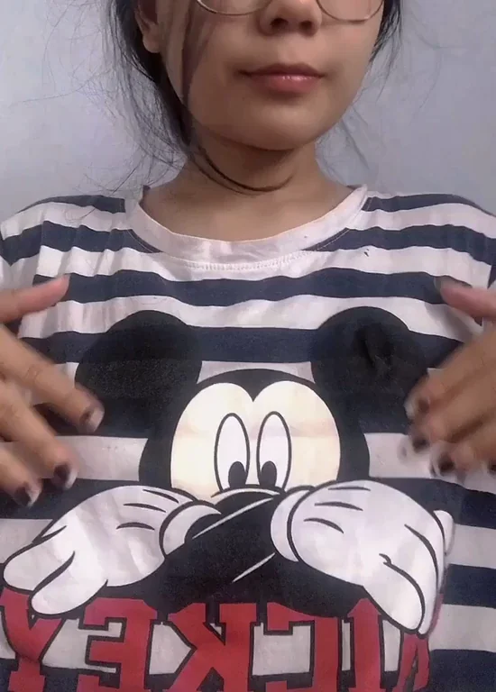 Thought you could use a dose of Asian titty drop