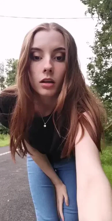 I used to be too nervous to post my face but now i'm addicted to the attention ?