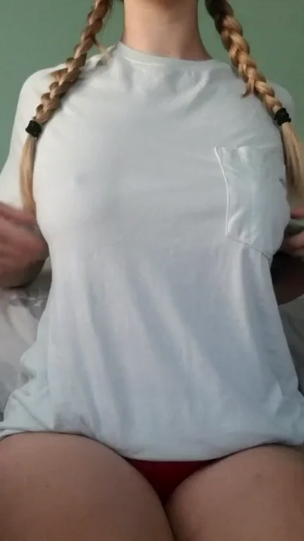 (Titty drop) Would you come get cozy with me?