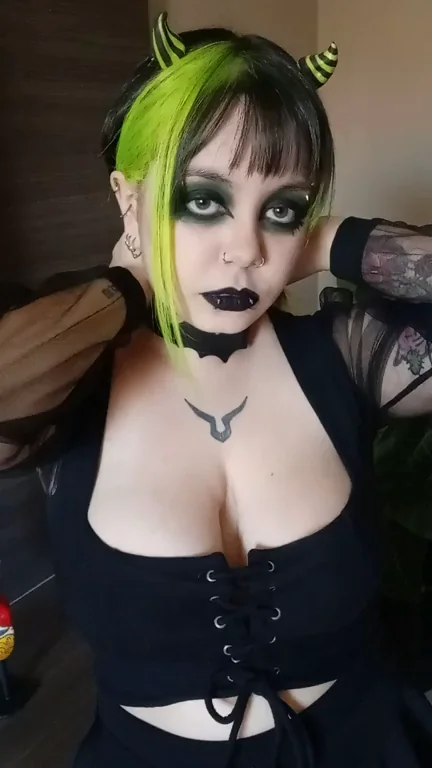 💦 Fuck My Goth Slut Face 'Til Makeup's a Messy Ruin 😈