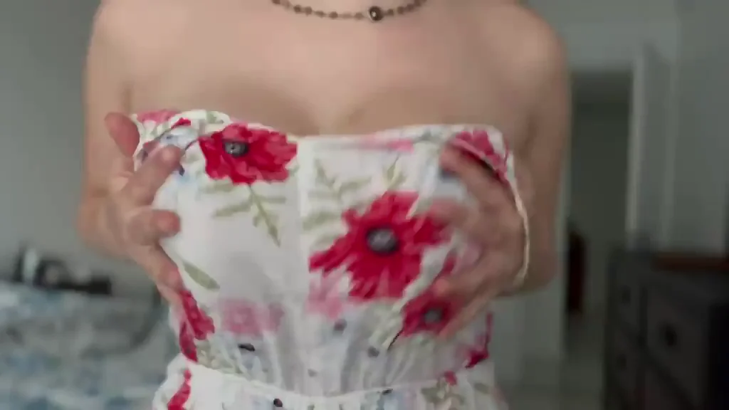 just a quick flash to show off how perky my boobs are (19f)