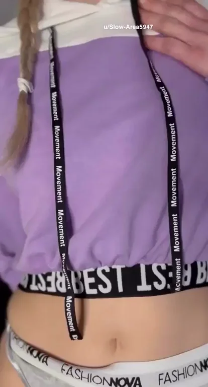Hoodie Slut Begs: Fuck Me Raw in Chains?