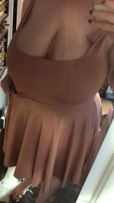 🔥 Busty MILF Mom Teases Her Massive Tits in Tight Dress 💦