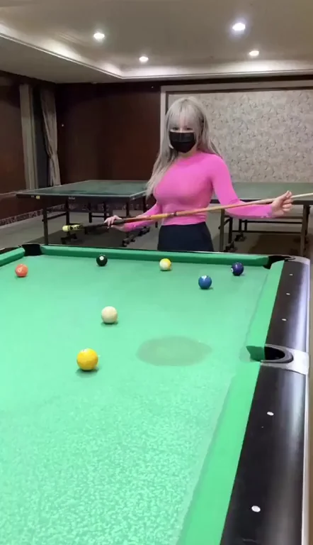 Busty Babe's Pool Tease 💋🍒