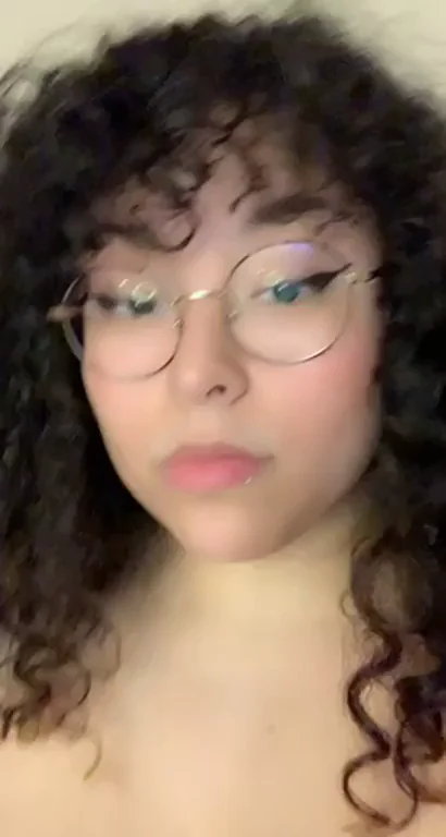 Please kiss me while you fuck me
