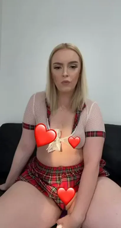 Schoolgirl Slut Cums Hard with Toys 😍💦