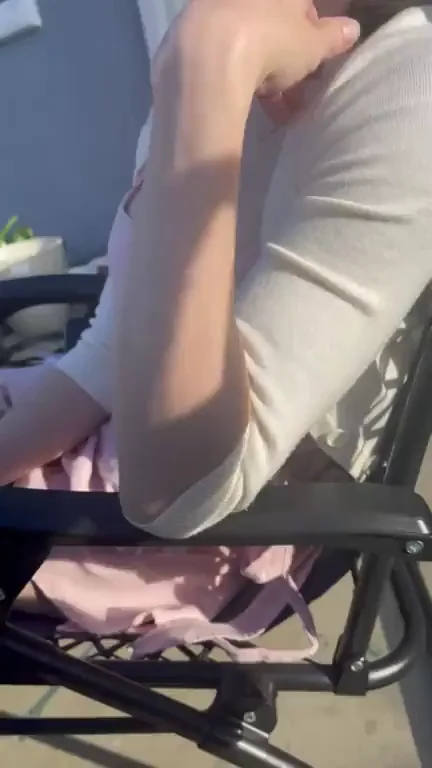 Always with the grabby hands ????