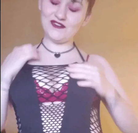teasing you with my tits