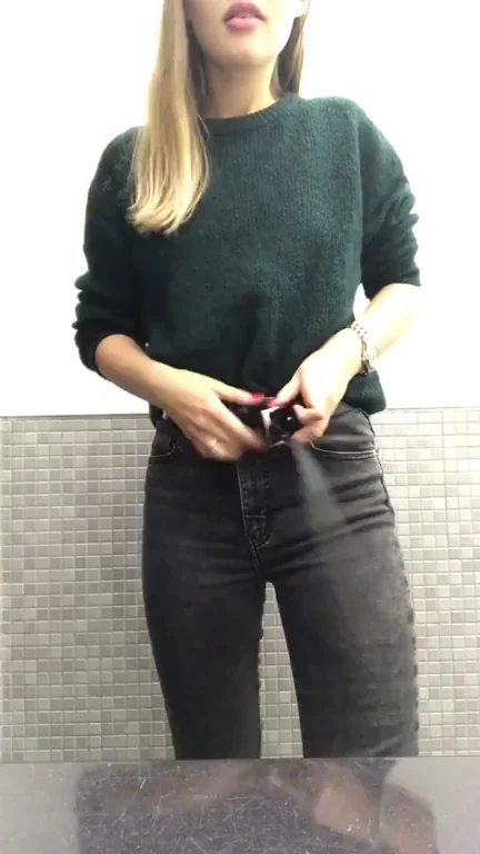Mystery Blonde Slut Flashes Pussy & Rose Tattoo 😈🍑