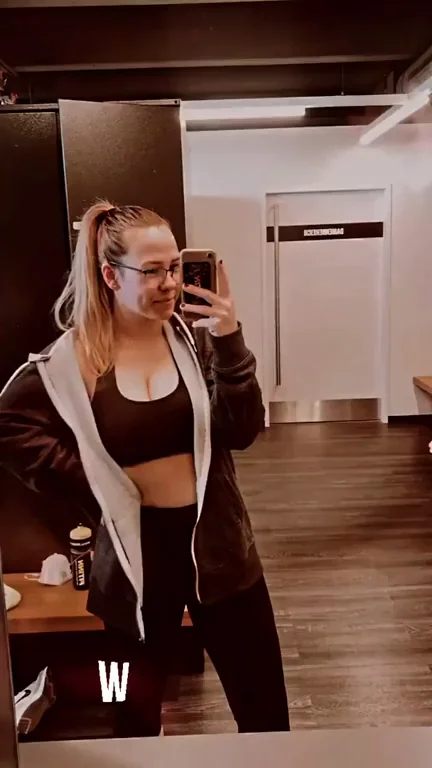 Still Wanna Fuck This Hoodie Slut? 🔥😈