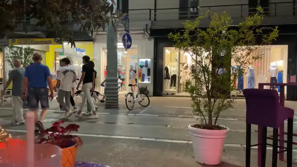 🔥 Turning Heads with My Public Tit Flash Slut Show 💦