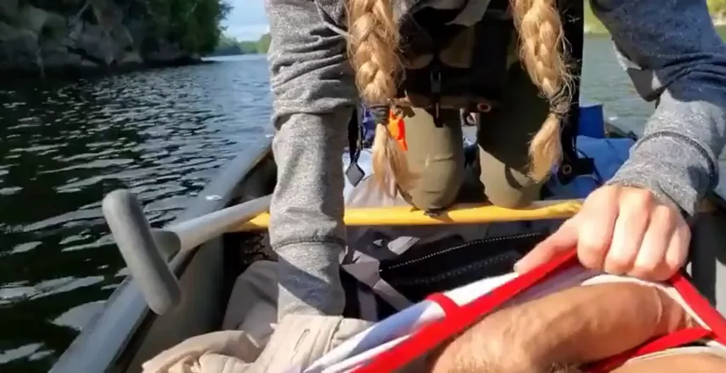 🔥 Stroking That Massive Cock in the Lake Boat 😈🍆