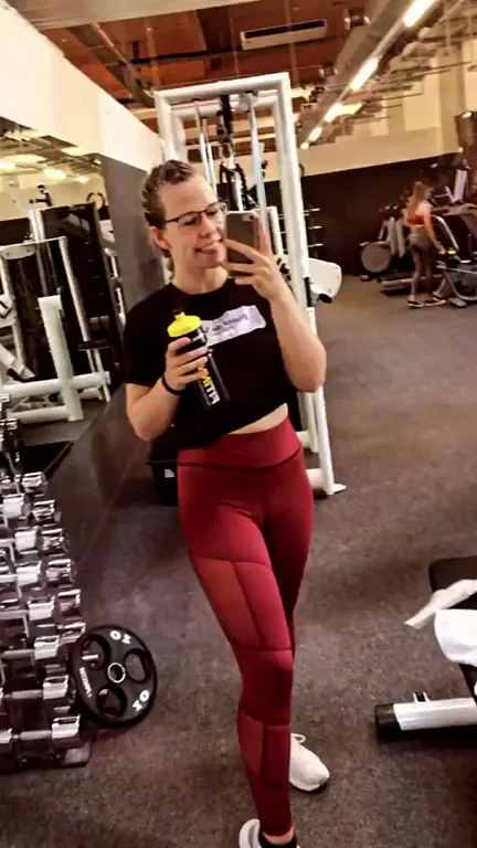 I'm such a slut? what would you do if you see me like this in the gym??