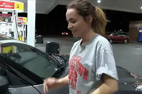 Charlotte [gifv]