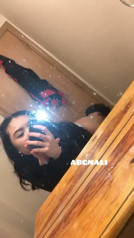 I make all my bulls eat my pussy from the back, would you ? ?
