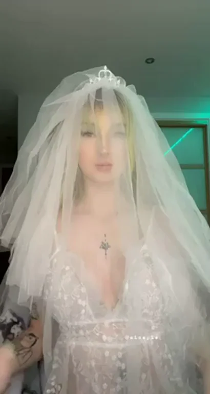 you’re about to kiss your bride and she starts doing this, wyd?