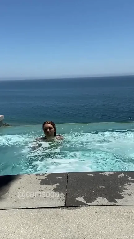 Epic Infinity Pool Tit Jiggle Over the Ocean