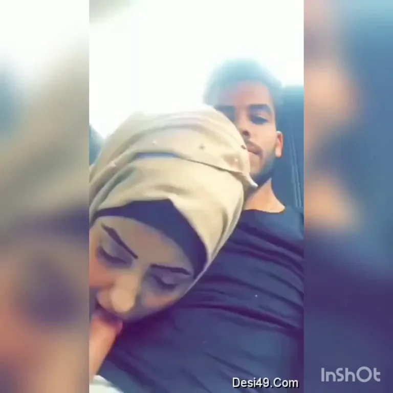 Hijabi Slut Sucks Boyfriend's Cock 😈🧕💦