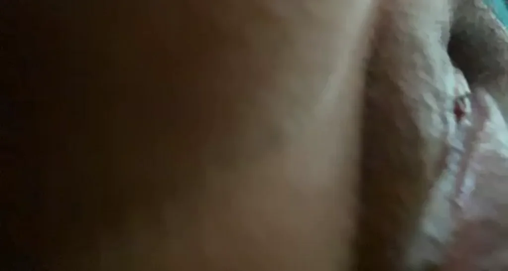 💦 Dive Deep: Warm Pussy Creampie Overflow! 🥵