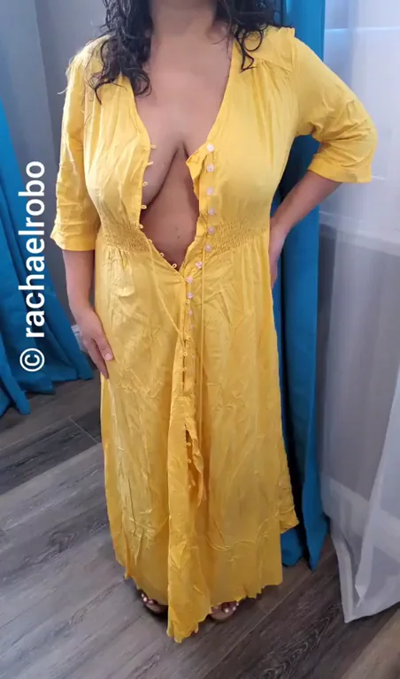 Wanna bring your super hard Desi dick between these Punjabi tits baby and shower them with your cum ...[F]