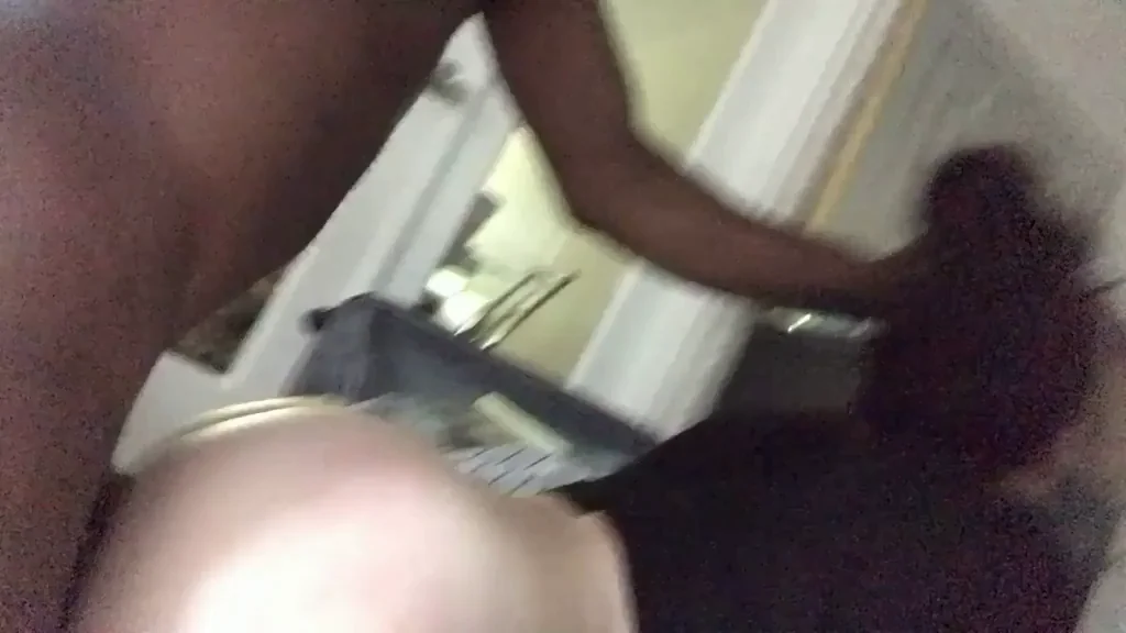Stealing wives while her husband works