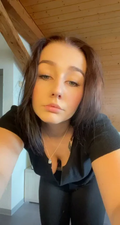 (18) If at least one guy wants to see me twerk more often I would be happy ?