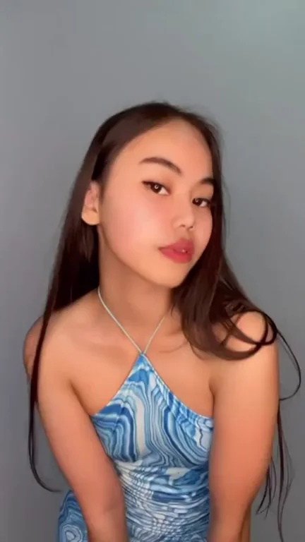 I hope that the 5 guys who see this like my petite body?