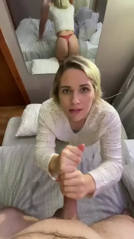 [VIDEO] On my knees waiting for my husband to cum on my face