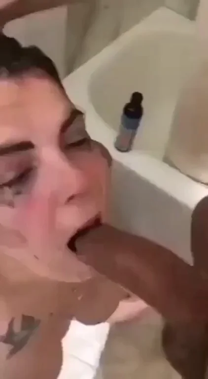 Stranger Destroys This Slut's Throat & Pisses on Her Face 💦🍆😈