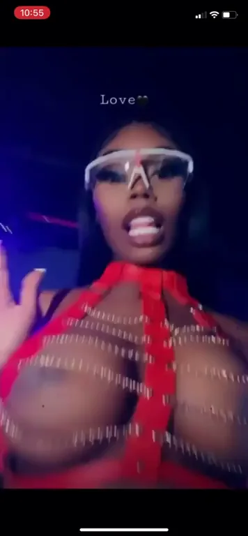 Ebony Doll's Massive Tits Tease 💦🍈🍈