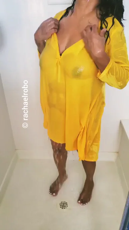 This chubby Punjabi mommy