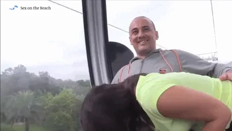 Latina Slut's Teleferic Blowjob Joyride 😈🍆🌄