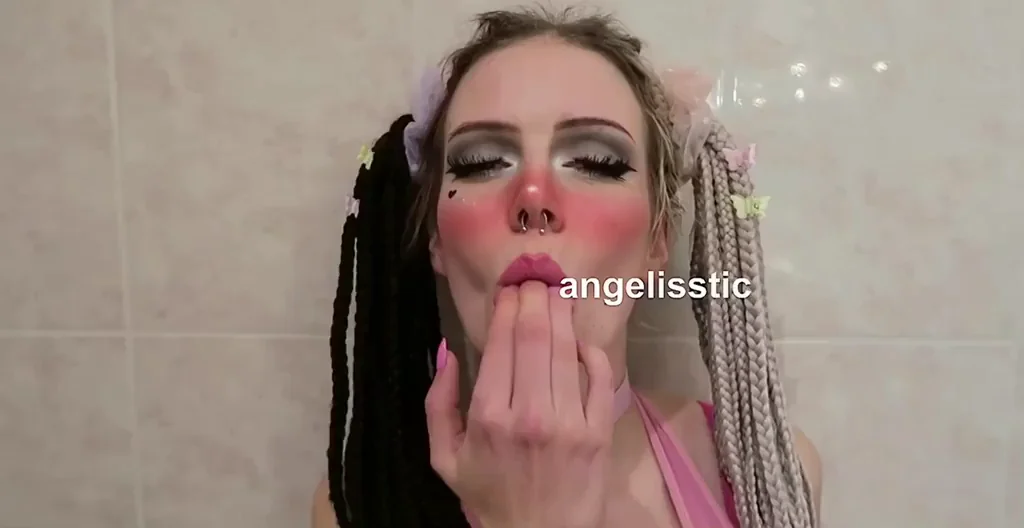 Bubble-Blowing Spit Slut Begs to Drench Your Dick in Saliva Bubbles