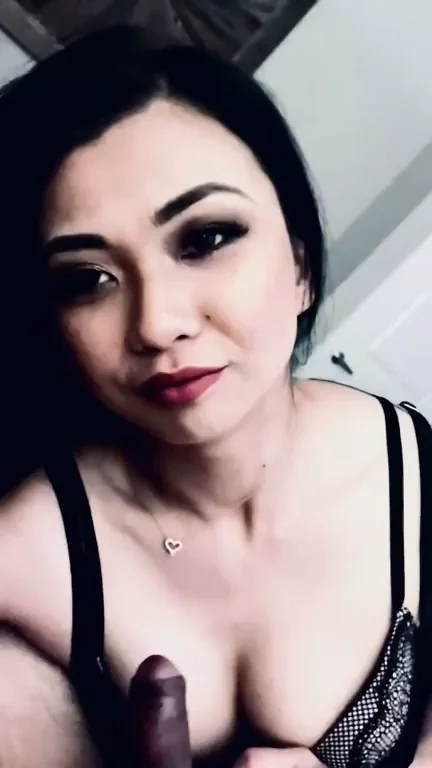 Cock-Sucking Craving Slut 😩🍆💦