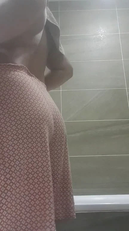 Grab My Thick Indian Ass & Pound My Tight 19yo Virgin Pussy Doggy!