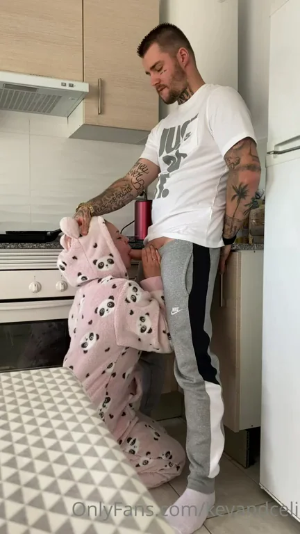 Step-Dad's Kitchen Facefuck on Cute PJ Slut 😈🍆💦