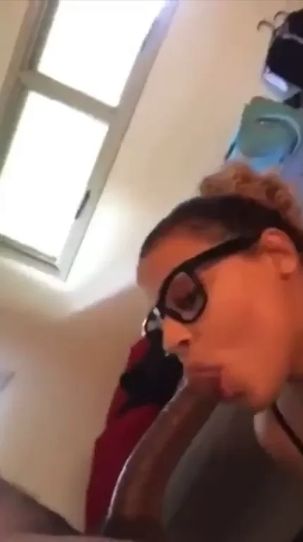 Glasses Slut's Sloppy Deepthroat Feast 🍆💦👓