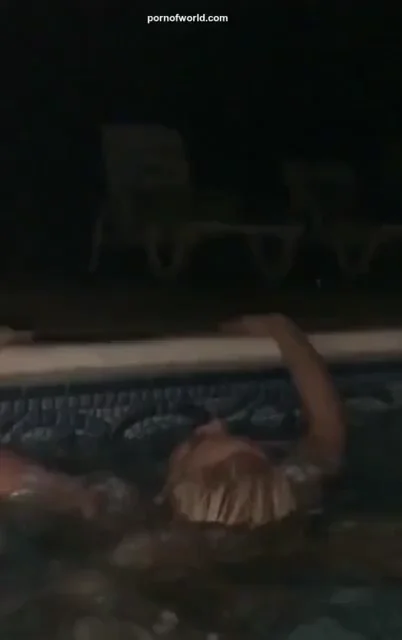 Bigger Booty Surprise in the Pool 💦🍑🔥