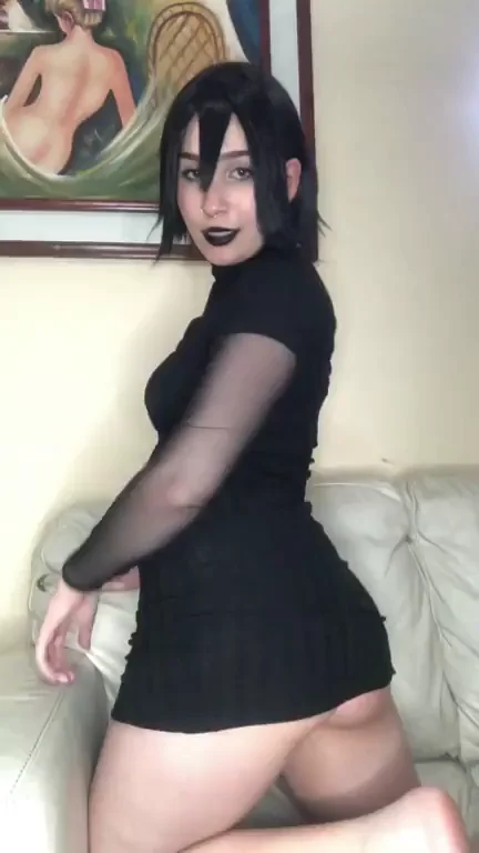 can you fuck this pale ass? and cum inside