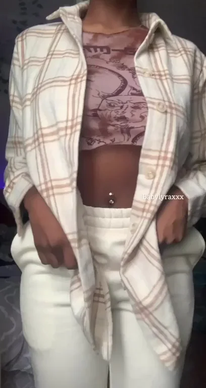 So big you can see them from behind ?