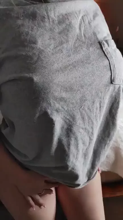 🍈 Bushy Titties Tease: Massive Jugs & Wild Pussy Hair! 🐱💦