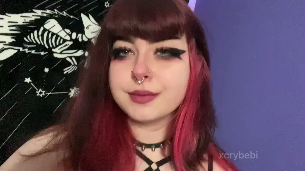 Wanna Taste My Juicy Goth Titties & Pussy? 🍑💦