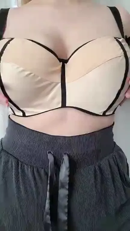 I hope you like curvy milfs.