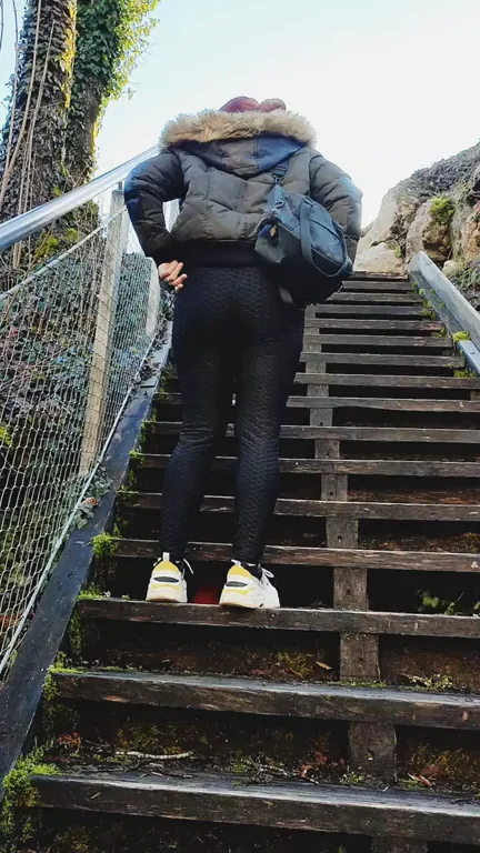 Yummy Ass Tease: Public Stairway Booty Flash ??