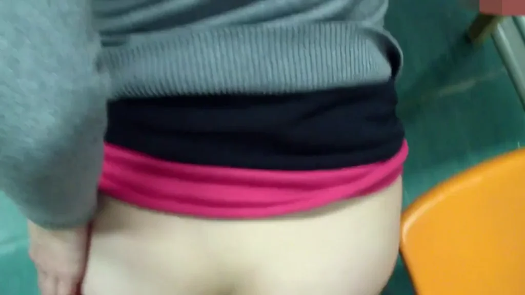 College slut creampied in the lecture hall