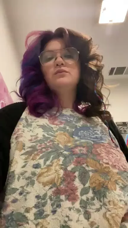 Feeling naughty at work ?? [titty drop]