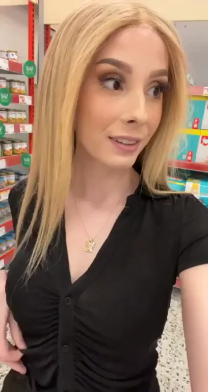 I missed going to the mall ?? [gif]